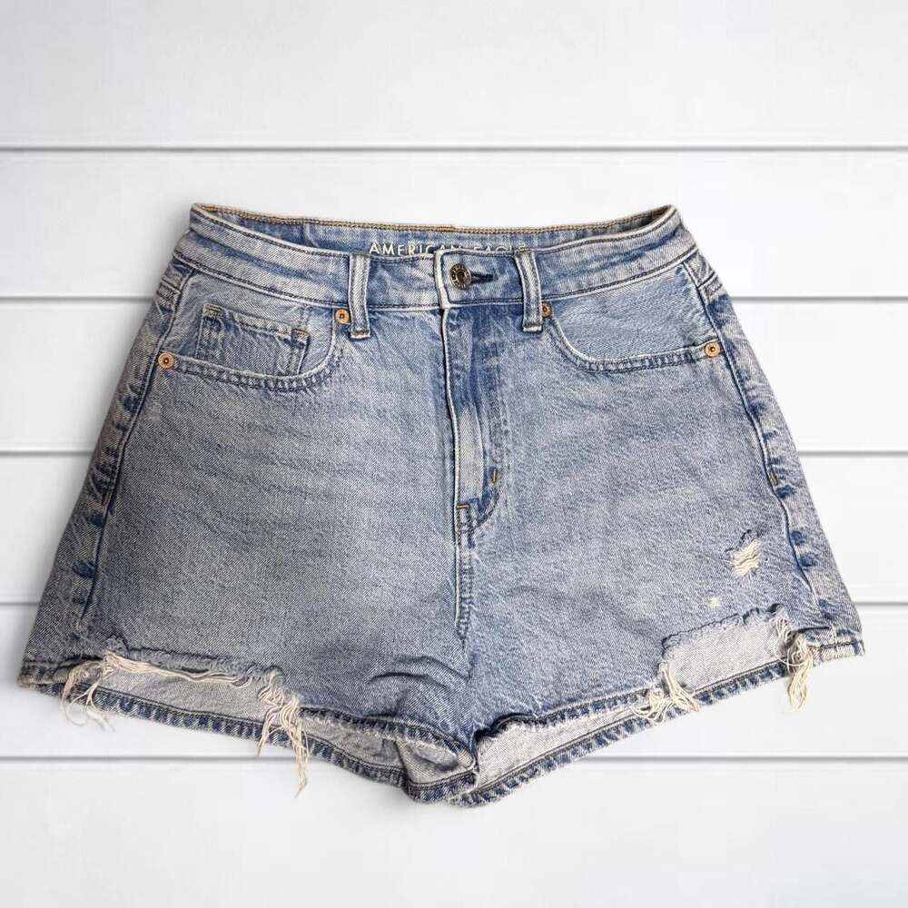 American Eagle Outfitters High-Rise Distressed Denim Cutoff Shorts Size 2